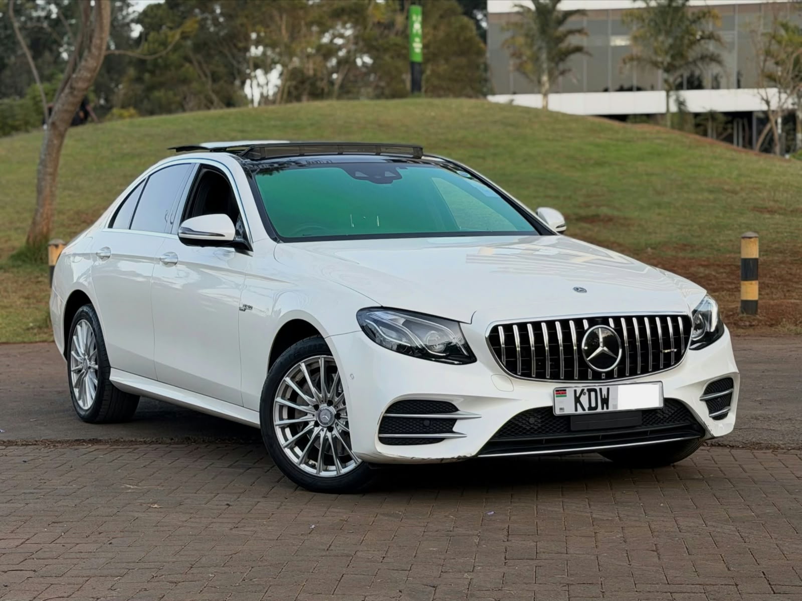 2019 Mercedes-Benz E-Class for sale in Nairobi — photo 1 of 10