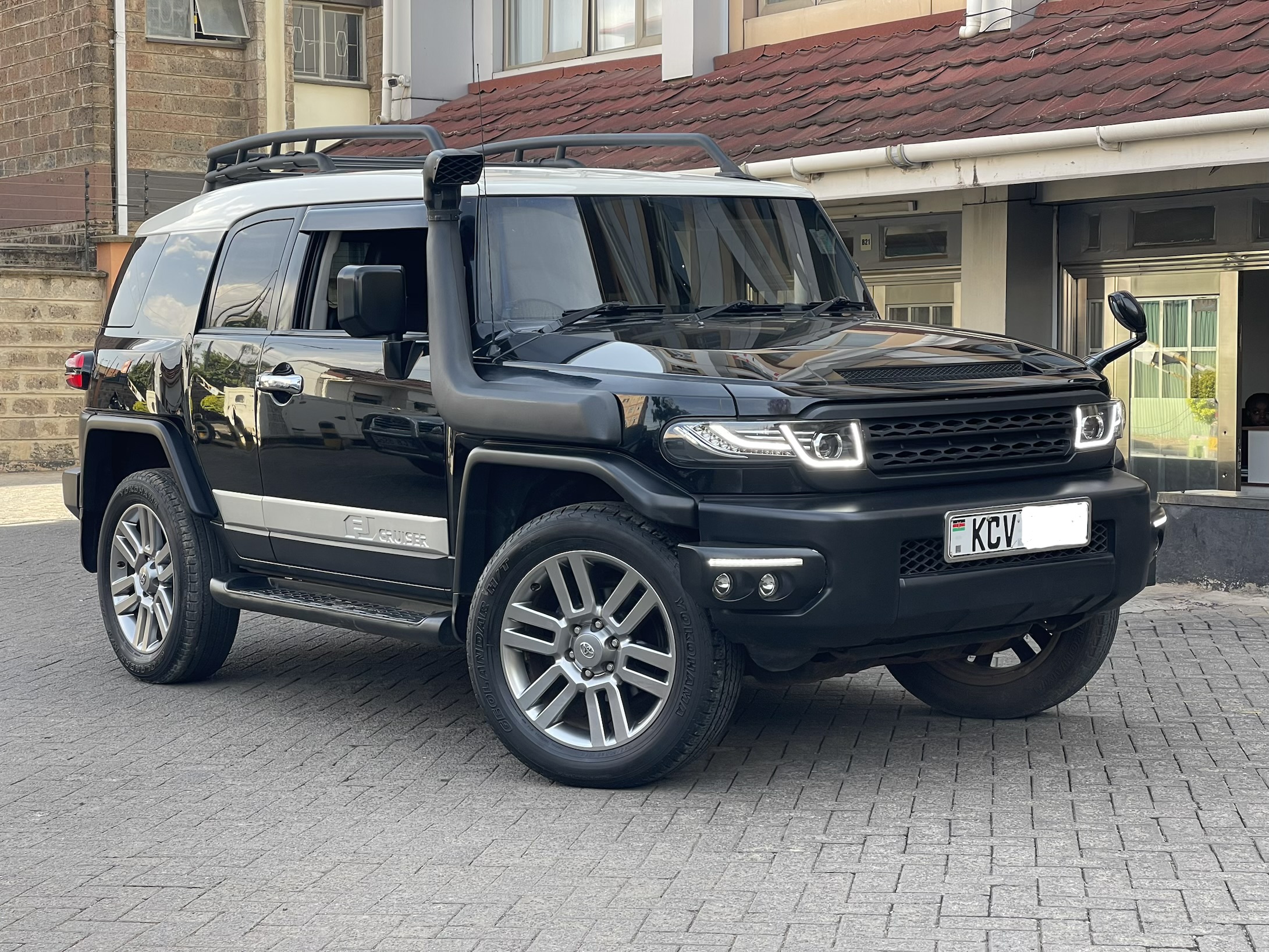 2012 Toyota FJ Cruiser for sale in Nairobi — photo 1 of 13
