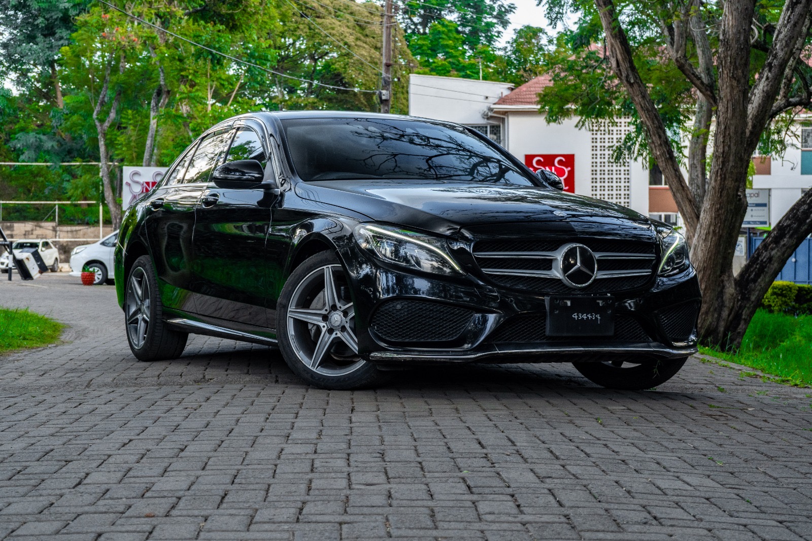 2016 Mercedes-Benz C-Class for sale in Nairobi — photo 1 of 10
