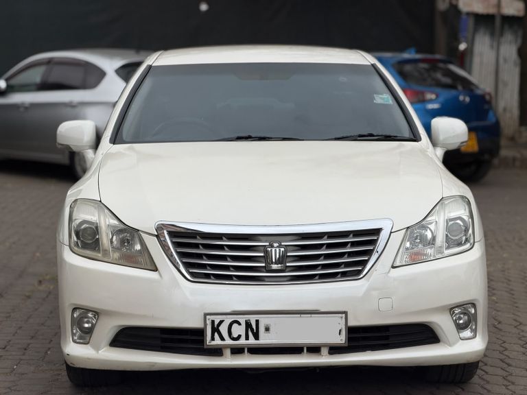 2010 Toyota Crown for sale in Nairobi