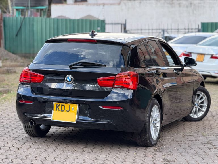 2015 BMW 1 Series thumbnail 5