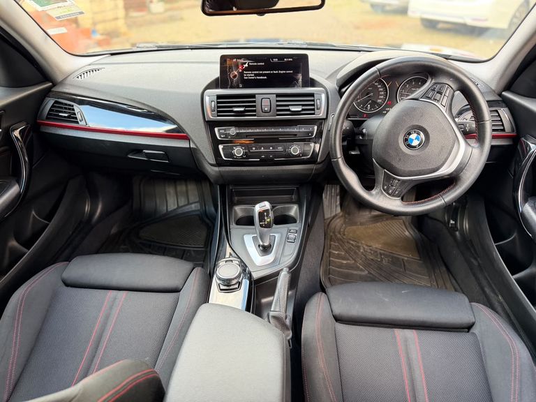 2015 BMW 1 Series thumbnail 8