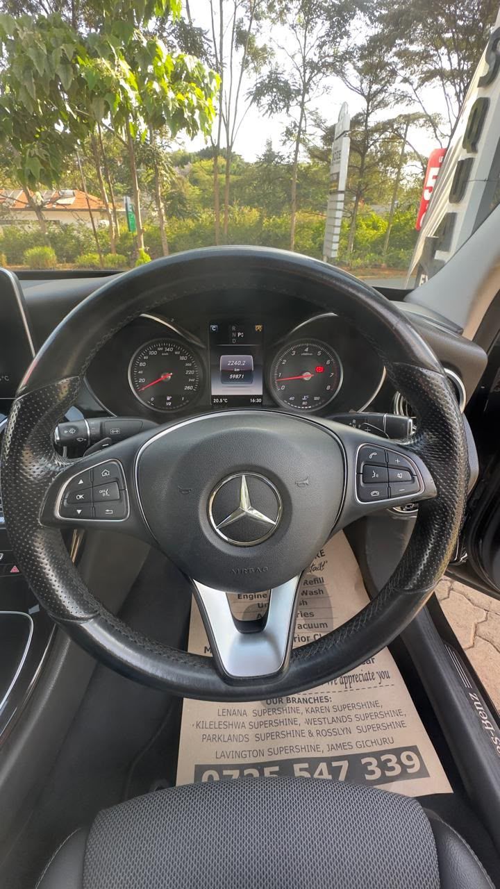2016 Mercedes-Benz C-Class thumbnail 5