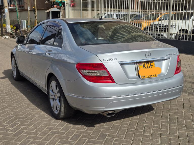 2009 Mercedes-Benz C-Class thumbnail 5