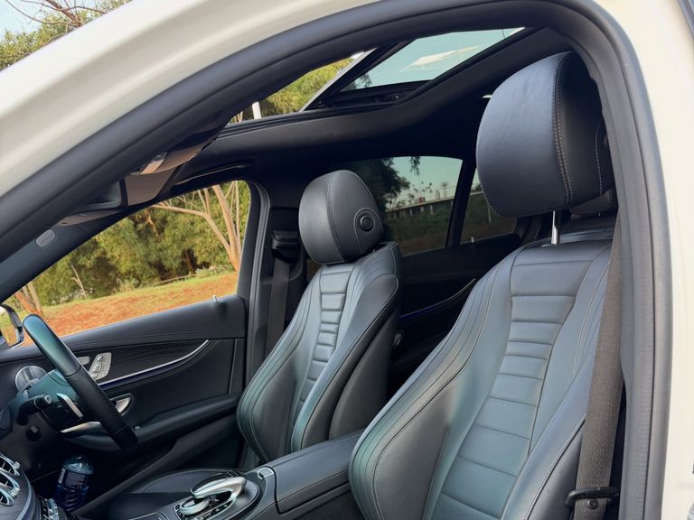 2019 Mercedes-Benz E-Class thumbnail 7