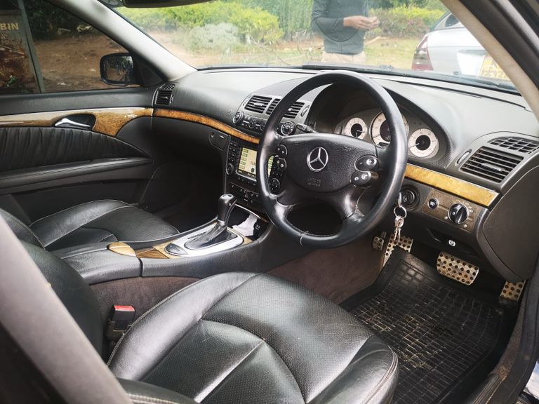 2008 Mercedes-Benz E-Class thumbnail 6