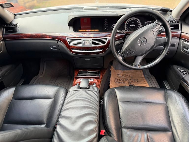 2011 Mercedes-Benz S-Class thumbnail 5