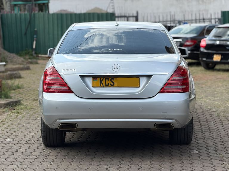 2011 Mercedes-Benz S-Class thumbnail 10