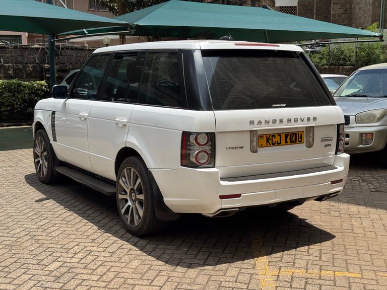 2009 Range Rover Range Rover Vogue thumbnail 4
