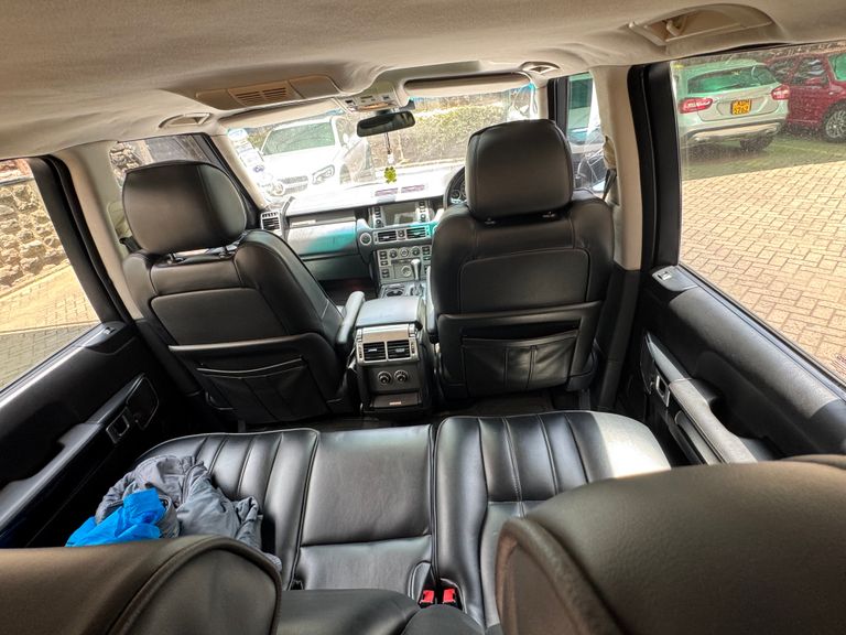 2009 Range Rover Range Rover Vogue thumbnail 9
