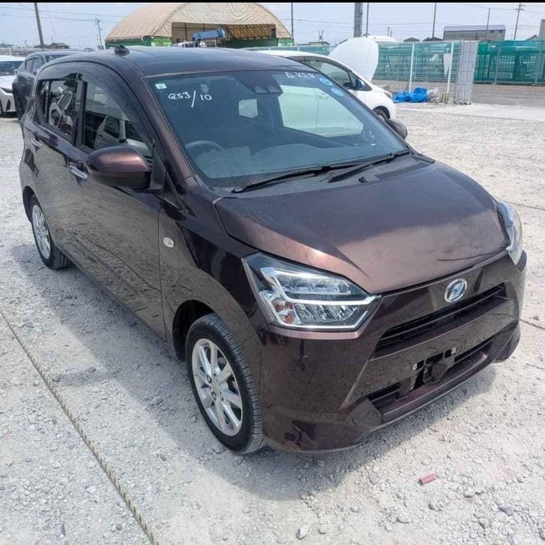 2019 Daihatsu Mira thumbnail 2