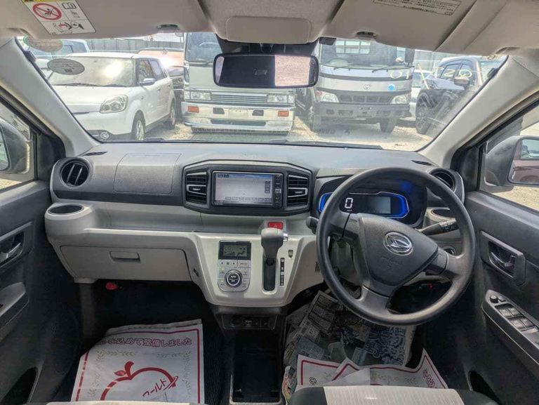 2019 Daihatsu Mira thumbnail 5