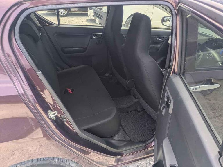 2019 Daihatsu Mira thumbnail 7