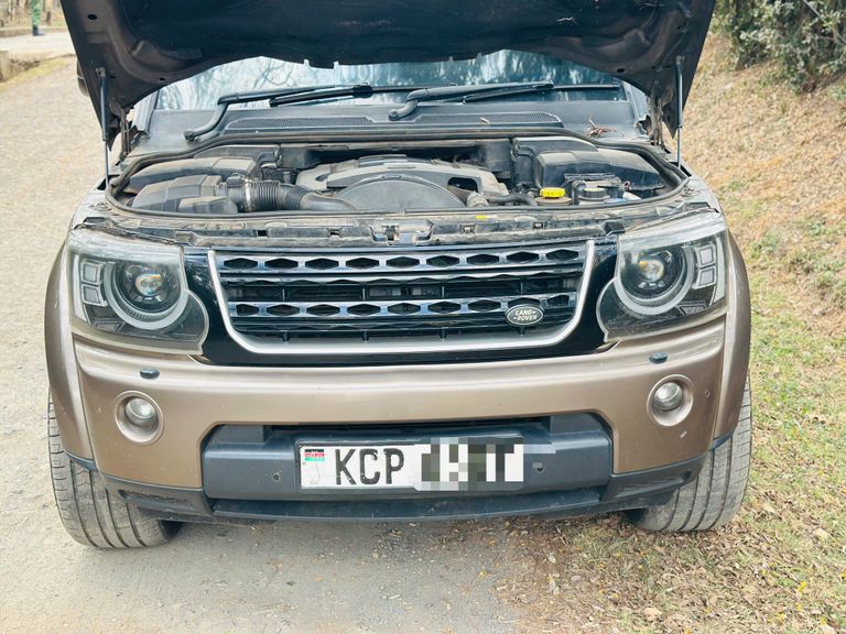 2012 Land Rover Discovery 4 thumbnail 13