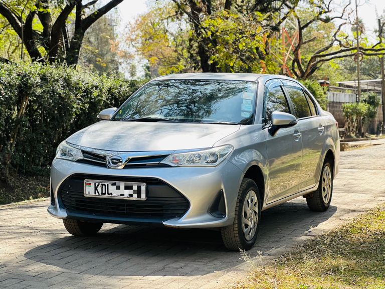2018 Toyota Axio thumbnail 2