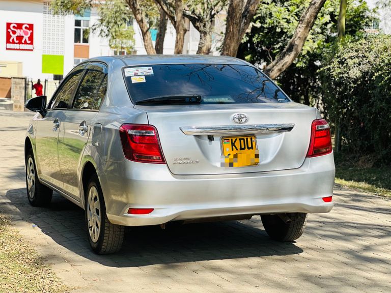 2018 Toyota Axio thumbnail 4