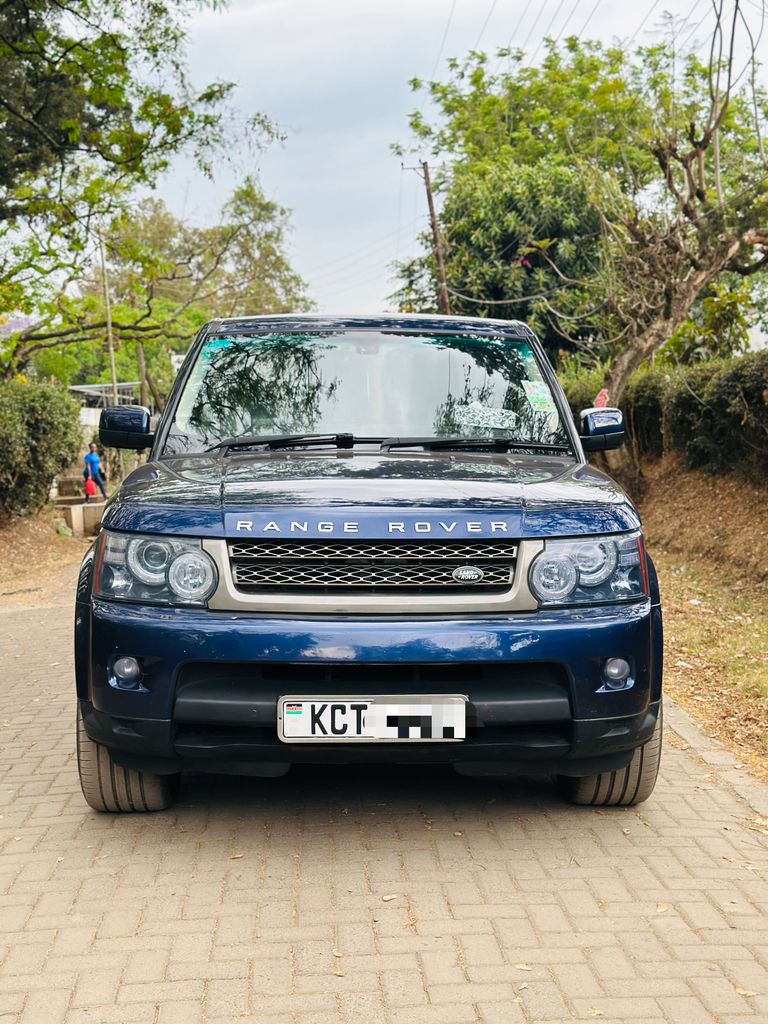 2011 Range Rover Range Rover Sport thumbnail 2