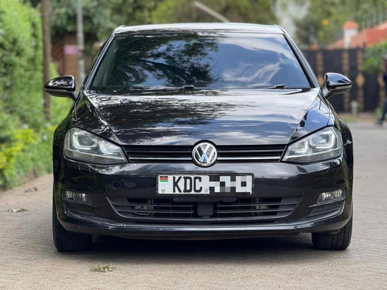 2014 Volkswagen Golf thumbnail 5