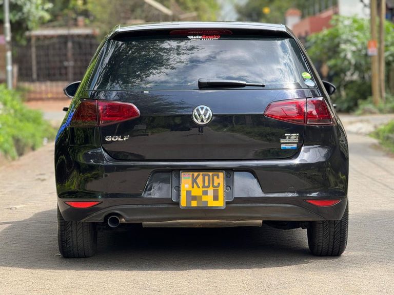 2014 Volkswagen Golf thumbnail 6