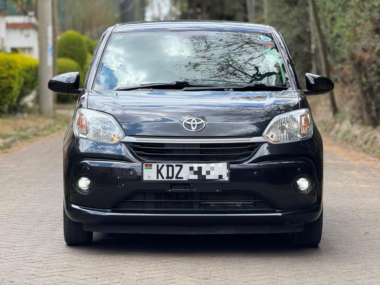 2019 Toyota Passo thumbnail 5