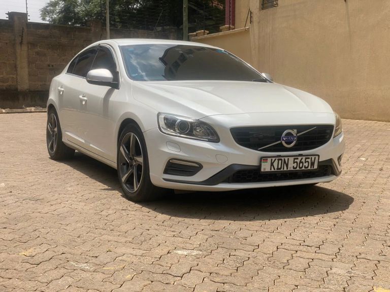 2016 Volvo S60 thumbnail 2
