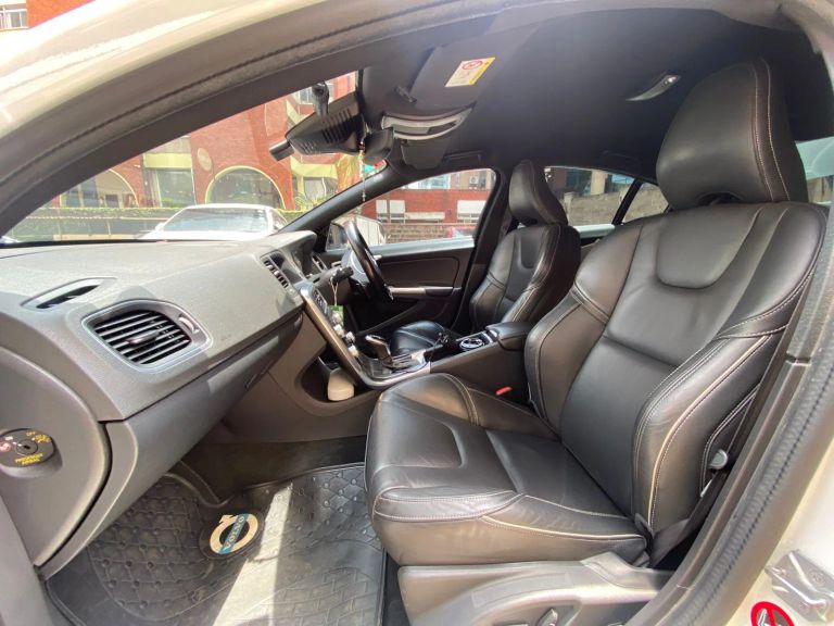 2016 Volvo S60 thumbnail 5