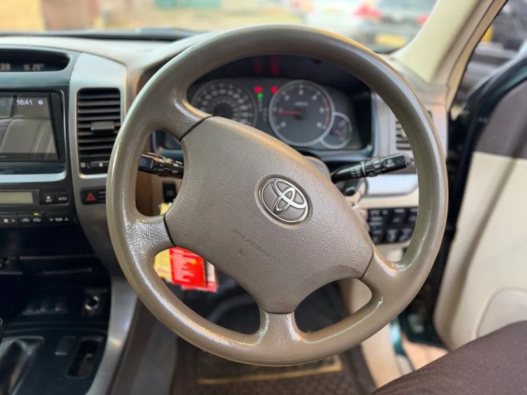 2000 Toyota Land Cruiser Prado thumbnail 3