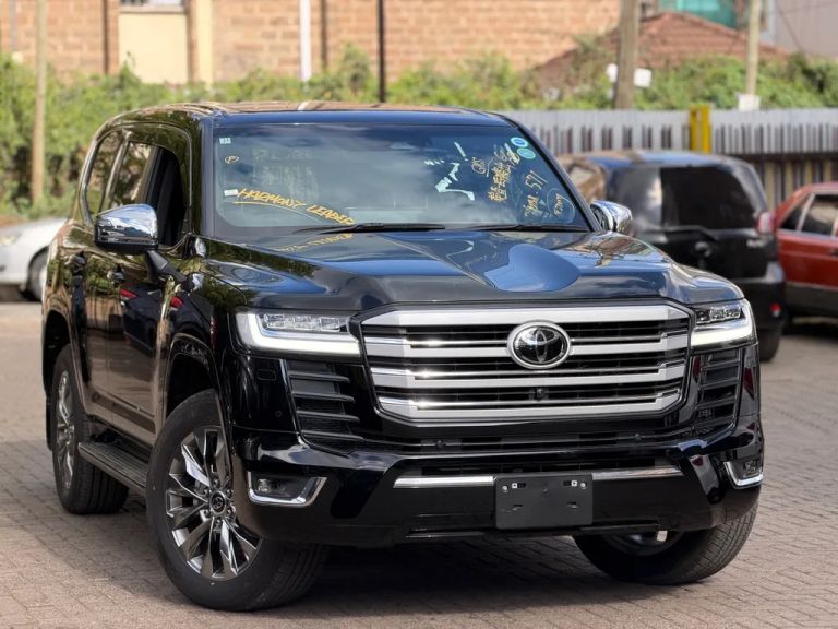 2026 Toyota Land Cruiser V8 thumbnail 10