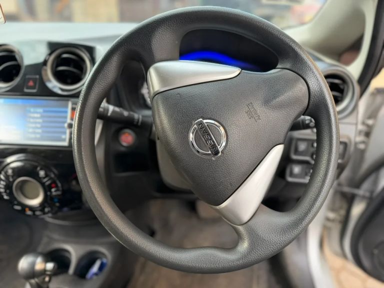 2016 Nissan Note thumbnail 3