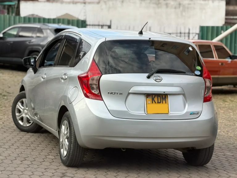 2016 Nissan Note thumbnail 8
