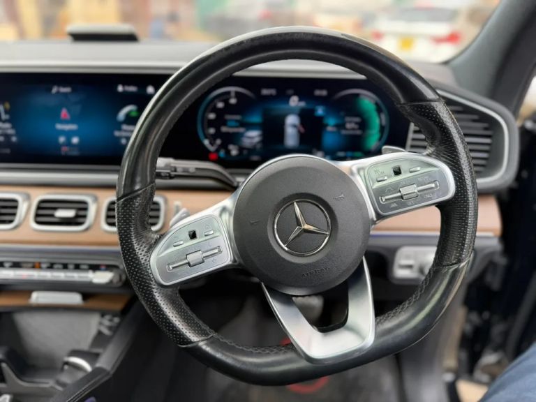 2019 Mercedes-Benz GLE thumbnail 3