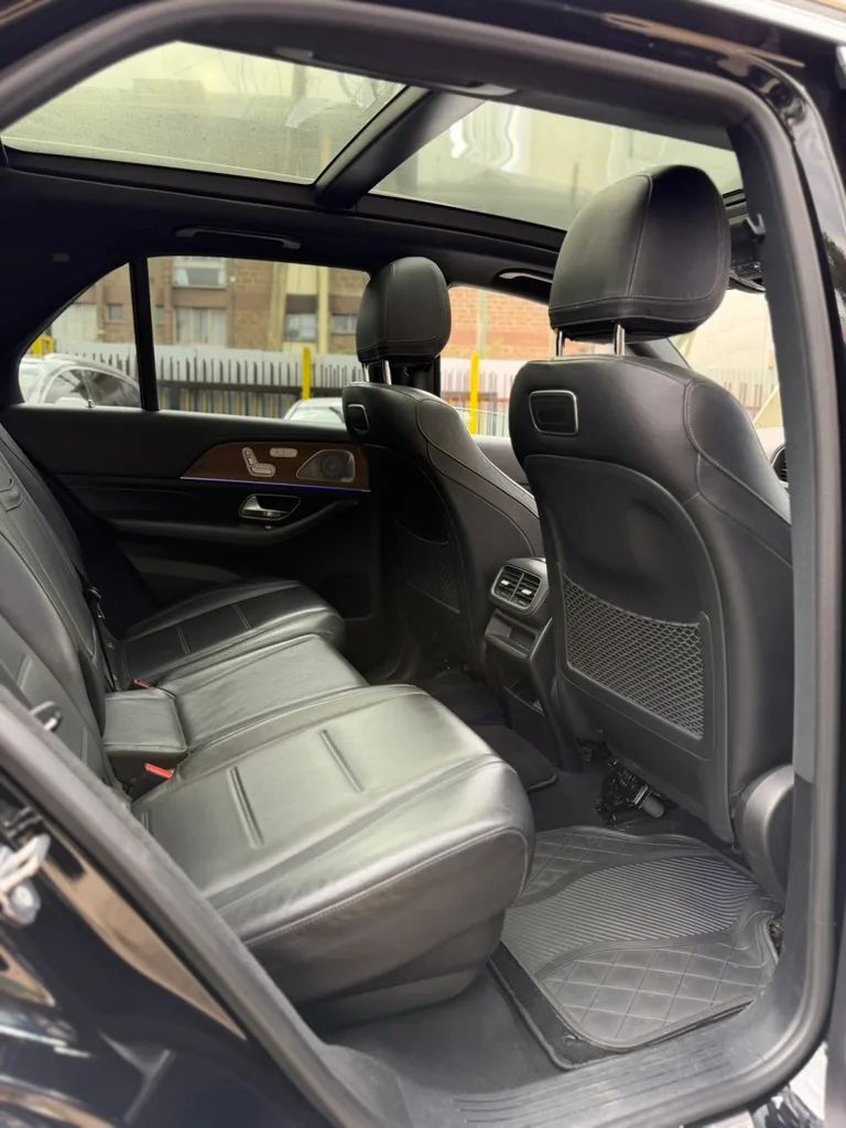 2019 Mercedes-Benz GLE thumbnail 5