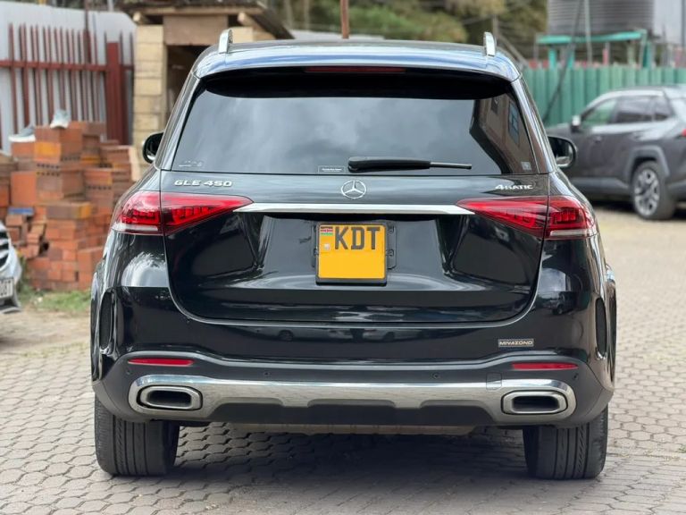 2019 Mercedes-Benz GLE thumbnail 8