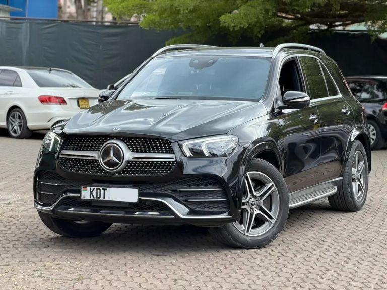 2019 Mercedes-Benz GLE thumbnail 11