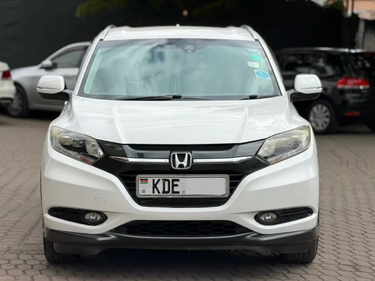 2014 Honda Vezel thumbnail 1