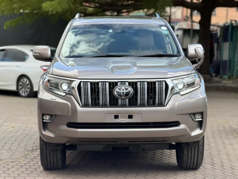 2021 Toyota Land Cruiser Prado TX thumbnail 1
