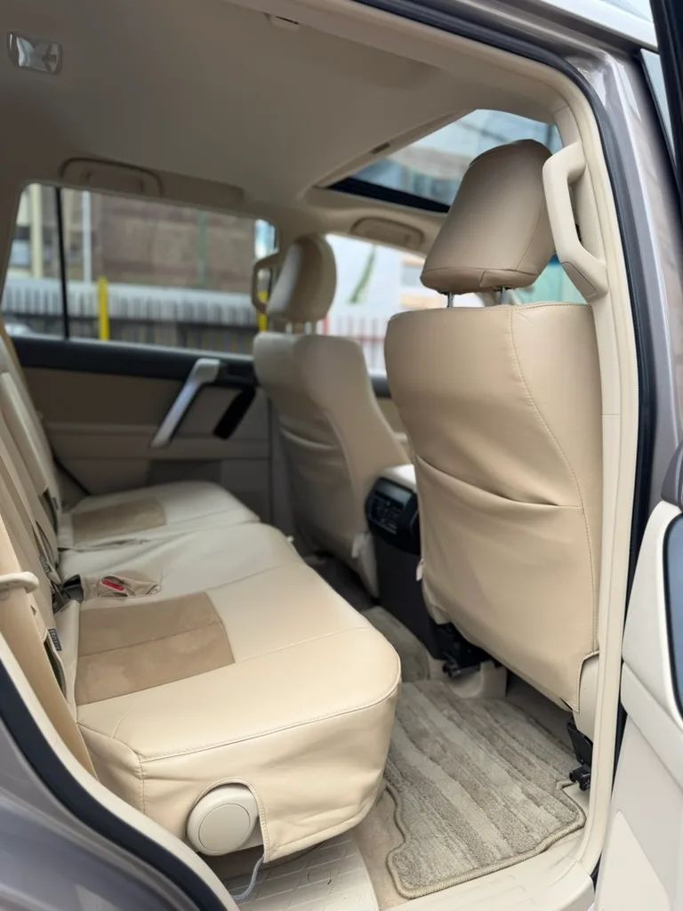 2021 Toyota Land Cruiser Prado TX thumbnail 5