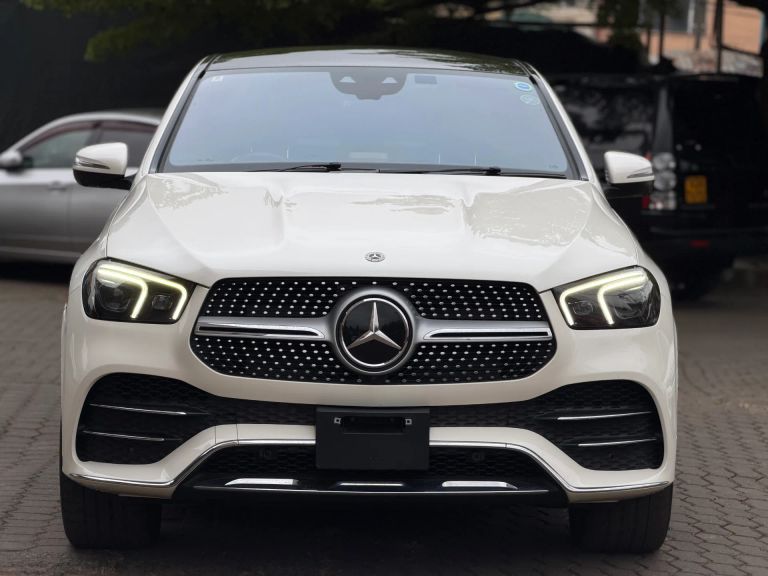 2020 Mercedes-Benz GLE thumbnail 1