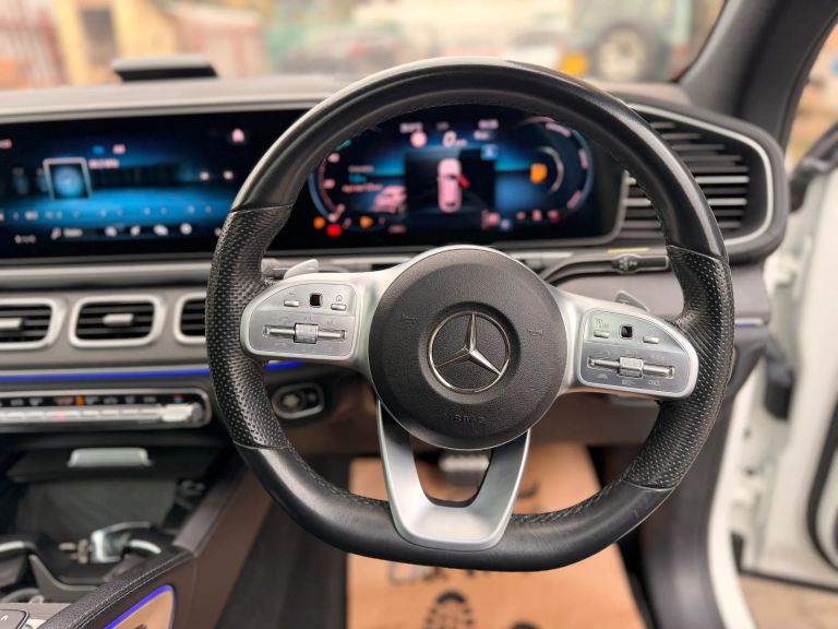 2020 Mercedes-Benz GLE thumbnail 5