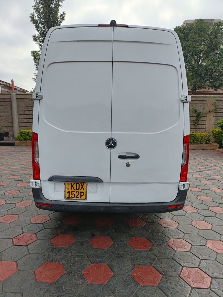 2019 Mercedes-Benz Sprinter thumbnail 4