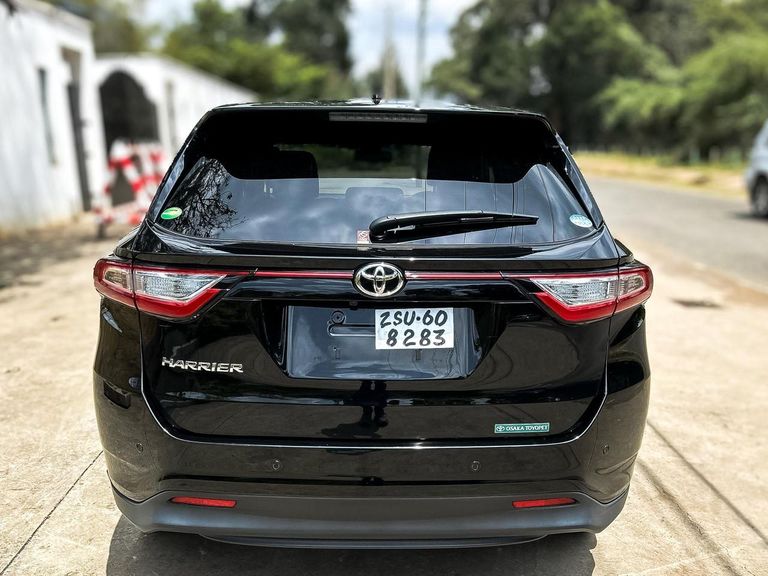 2019 Toyota Harrier thumbnail 11
