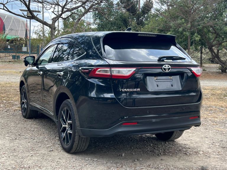 2019 Toyota Harrier thumbnail 6