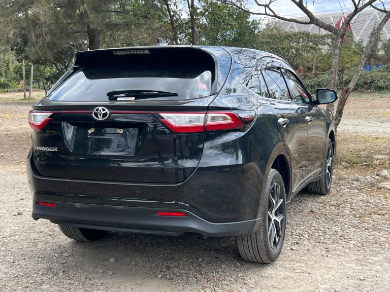 2019 Toyota Harrier thumbnail 8