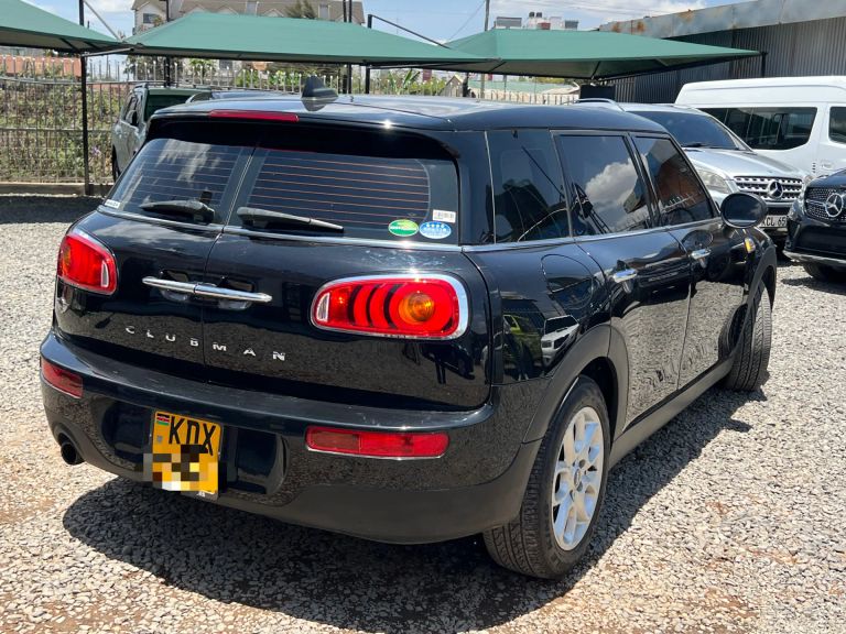 2019 Mini Clubman thumbnail 3
