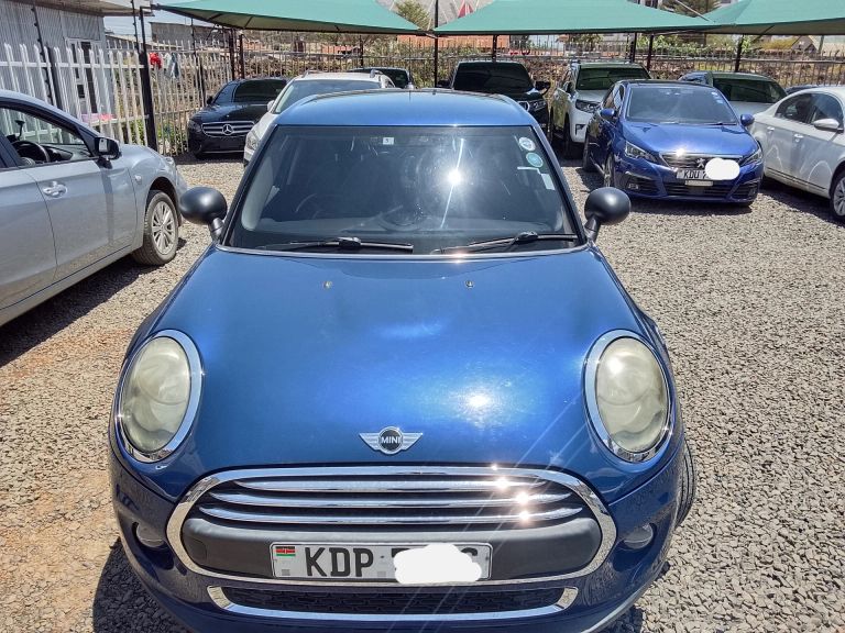 2016 Mini Cooper thumbnail 1