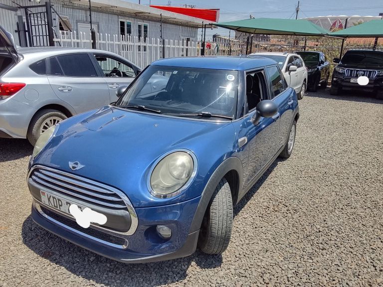 2016 Mini Cooper thumbnail 2