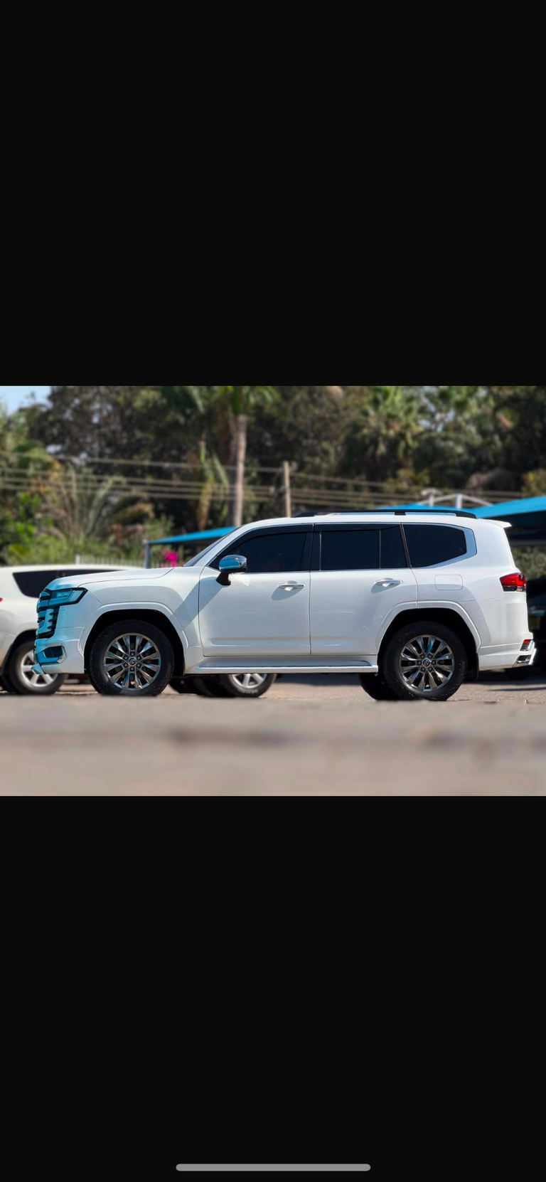 2022 Toyota Land Cruiser thumbnail 5