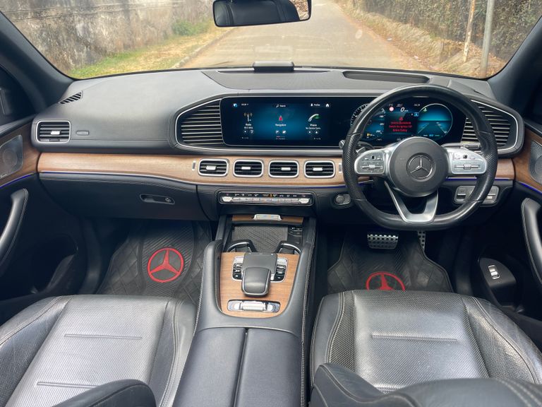 2019 Mercedes-Benz GLE thumbnail 9