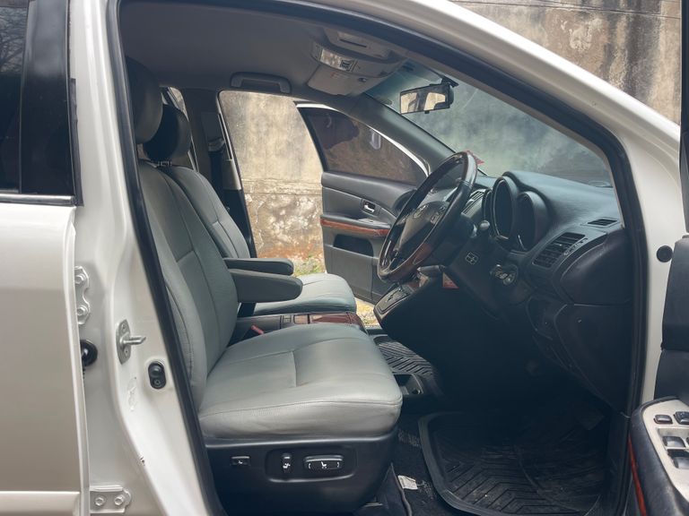 2008 Toyota Harrier thumbnail 11