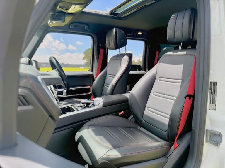 2019 Mercedes-Benz G-Class thumbnail 9
